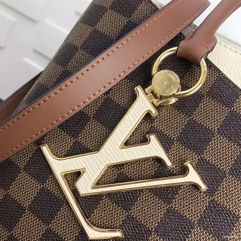 Fashionrepsfam ru 1906BL0066 LV Bags 0815